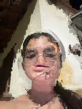 CamilaSofiia online show from 04/04/26, 12:42