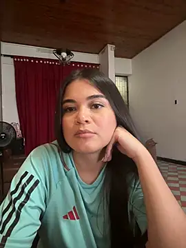 CamilaSofiia online show from 05/29/26, 01:36