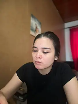 Snapshot of CamilaSofiia chatting on 07/02/26, 09:43 CamilaSofiia online show from 07/02/26, 09:43