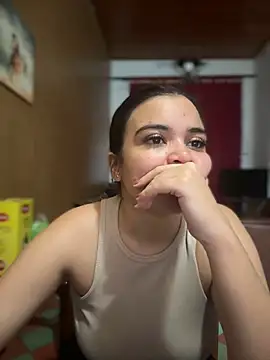 Snapshot of CamilaSofiia chatting on 07/18/26, 01:32 CamilaSofiia online show from 07/18/26, 01:32