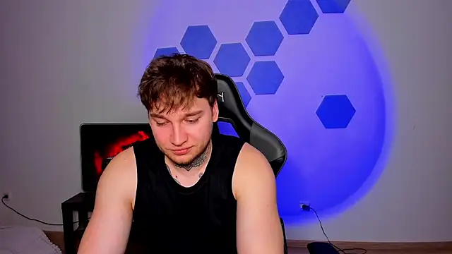 Chris Tyson online show from 04/15/26, 09:16