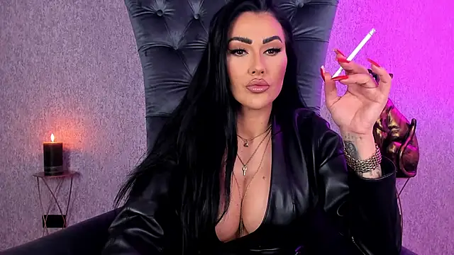 Snapshot of Mistress-Kennya chatting on 02/10/26, 06:45 Mistress-Kennya online show from 02/10/26, 06:45