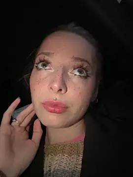 LoraaDoll online show from 09/20/25, 03:35