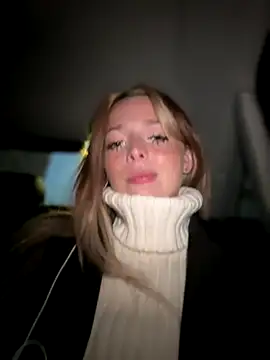 LoraaDoll online show from 09/24/25, 04:10