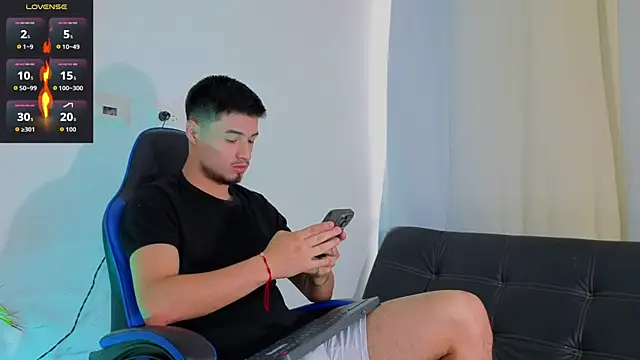 EdwardRoss  online show from 01/13/26, 08:03