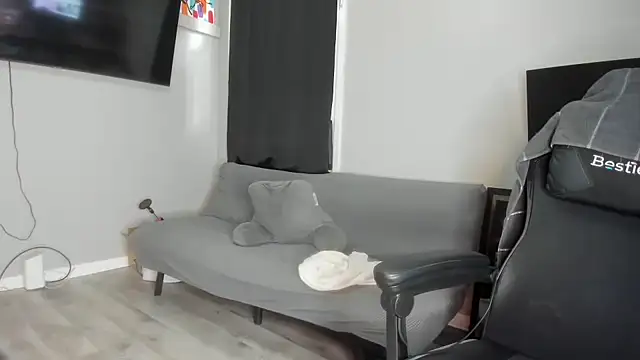 Persiasparadise online show from 10/18/25, 05:03