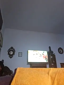 Snapshot of LYZBORNHD chatting on 10/14/25, 09:37 LYZBORNHD online show from 10/14/25, 09:37