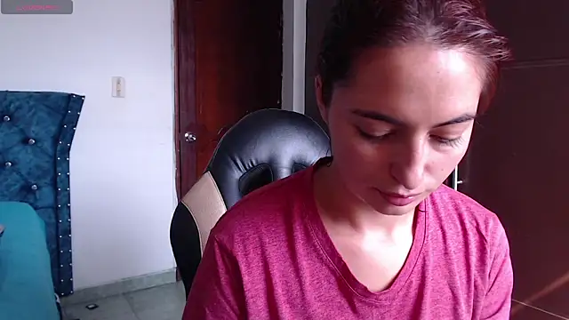 Snapshot of Kate_lorens9 chatting on 12/16/24, 07:21 Kate lorens9 online show from 12/16/24, 07:21