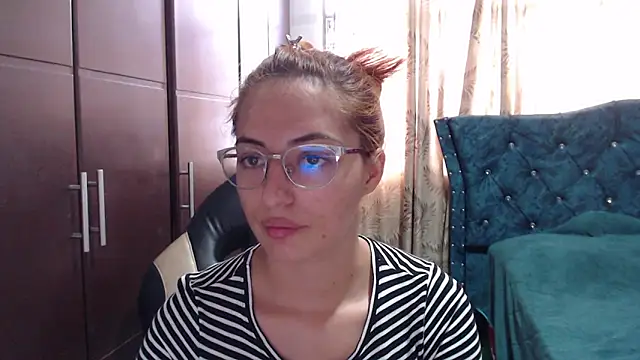 Kate lorens9 online show from 02/13/26, 02:35