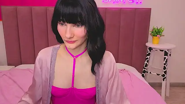 Snapshot of Lili_flowerr chatting on 04/16/26, 10:05 Lili flowerr online show from 04/16/26, 10:05