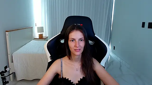 Snapshot of upssnowy chatting on 03/29/26, 07:03 upssnowy online show from 03/29/26, 07:03