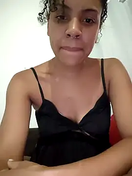 Julia Pretinha online show from 09/10/25, 01:55