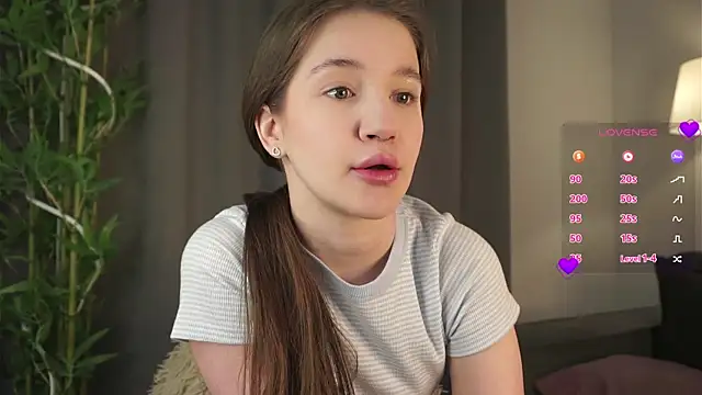 AmiLewis online show from 02/05/25, 01:04