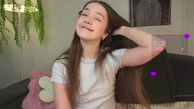 AmiLewis online show from 02/20/25, 01:03