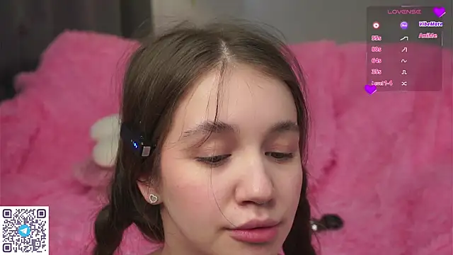 AmiLewis online show from 03/07/25, 04:13