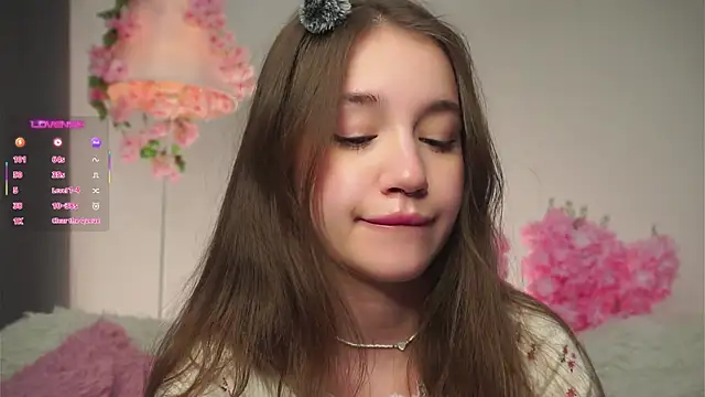 AmiLewis online show from 10/15/25, 01:06