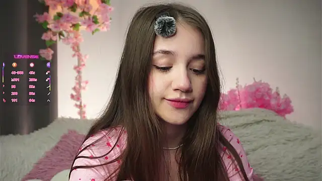 AmiLewis online show from 11/22/25, 01:04