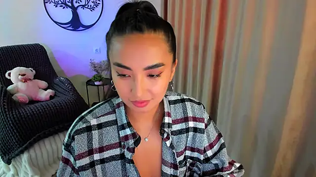 worldofkim online show from 09/25/25, 01:15