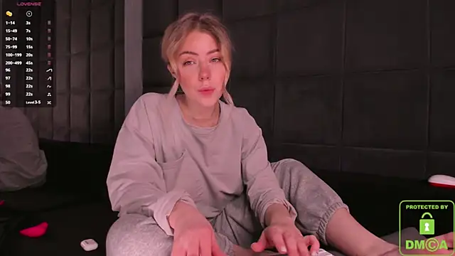 Snapshot of NateHalll chatting on 03/05/25, 04:45 NateHalll online show from 03/05/25, 04:45