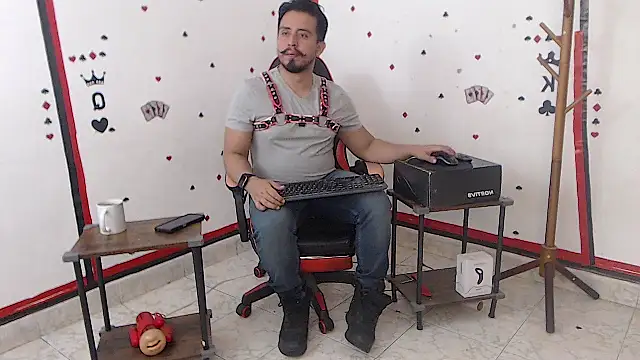 KalethBigDick online show from 10/04/25, 12:03