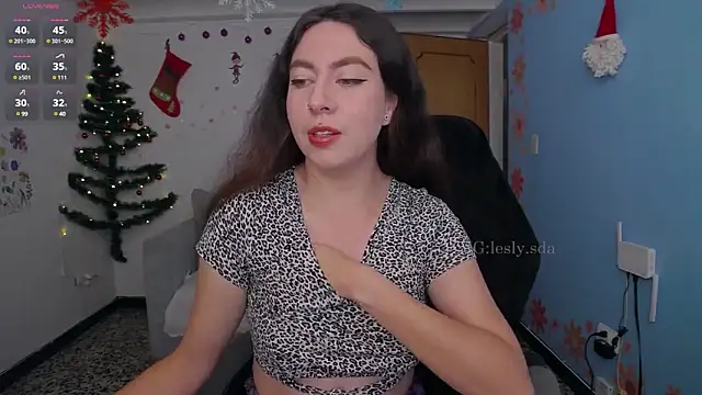 leslyyu online show from 12/29/24, 03:13