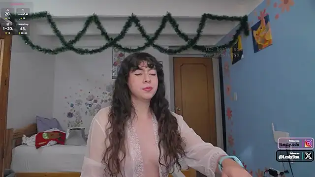 leslyyu online show from 12/03/25, 08:29