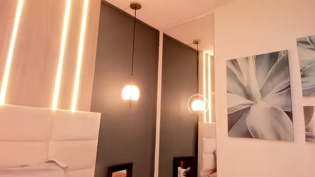 Miah gomez  online show from 01/11/25, 03:20