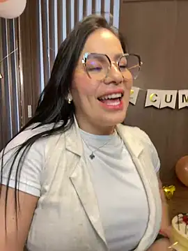 Miah gomez  online show from 01/30/25, 07:04