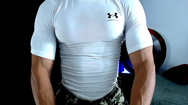 Antonywebb94 online show from 02/01/26, 04:22