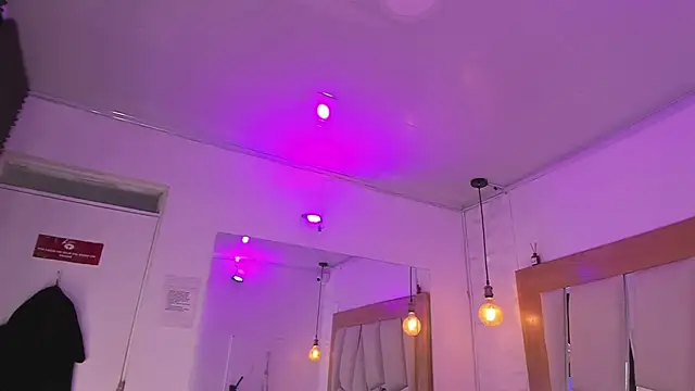 ary cooper  online show from 02/08/25, 06:44