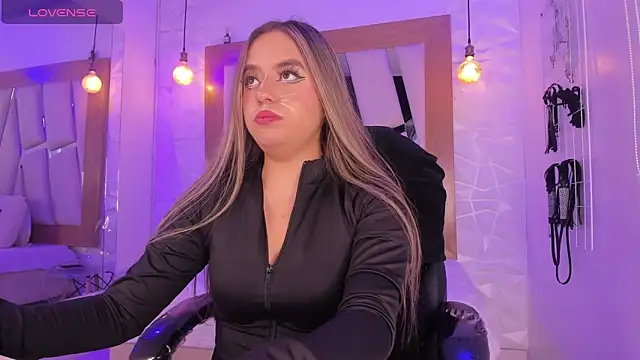 ary cooper  online show from 03/22/25, 12:46