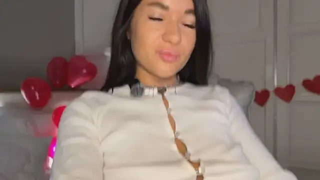 UrLillShy online show from 02/07/26, 01:09