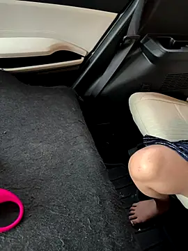 Miss  Malaika online show from 09/22/25, 06:59