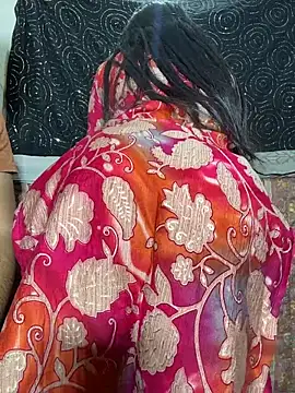 Snapshot of Miss__Malaika chatting on 03/12/26, 08:09 Miss Malaika online show from 03/12/26, 08:09