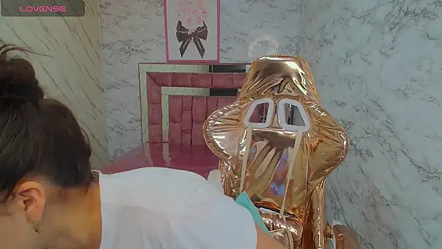 Snapshot of _mila_sweet_v chatting on 02/05/25, 01:11 mila sweet v online show from 02/05/25, 01:11