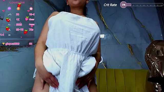 Snapshot of _mila_sweet_v chatting on 02/27/25, 12:43 mila sweet v online show from 02/27/25, 12:43