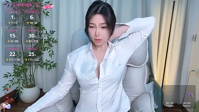 Ada-xixi online show from 02/25/26, 12:04