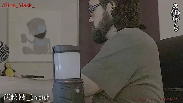 Snapshot of Seraph_De_La_Luna chatting on 01/31/25, 09:48 Seraph De La Luna online show from 01/31/25, 09:48