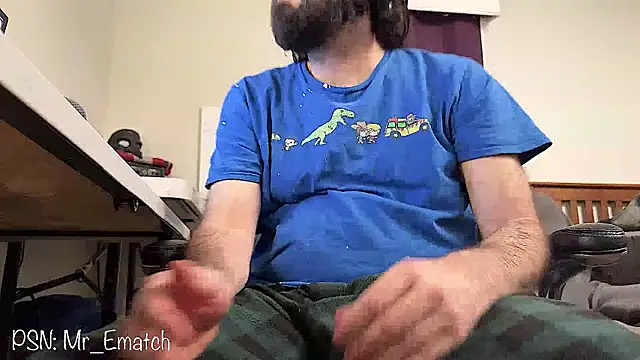 Snapshot of Seraph_De_La_Luna chatting on 03/01/25, 06:57 Seraph De La Luna online show from 03/01/25, 06:57