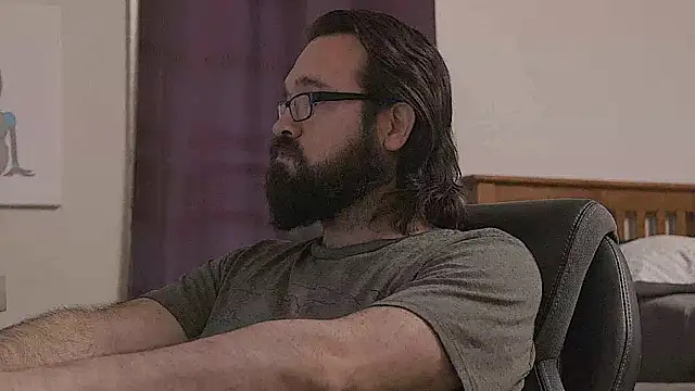 Snapshot of Seraph_De_La_Luna chatting on 03/10/25, 10:45 Seraph De La Luna online show from 03/10/25, 10:45