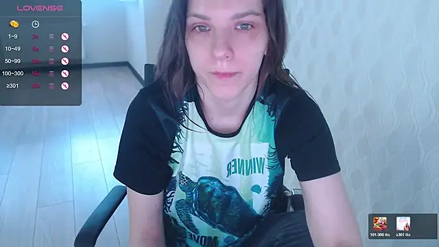 Snapshot of LisaHeart chatting on 02/13/26, 01:29 LisaHeart online show from 02/13/26, 01:29