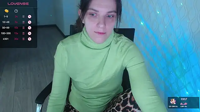 Snapshot of LisaHeart chatting on 02/15/26, 07:32 LisaHeart online show from 02/15/26, 07:32