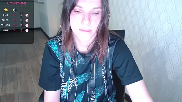 Snapshot of LisaHeart chatting on 04/24/26, 10:56 LisaHeart online show from 04/24/26, 10:56