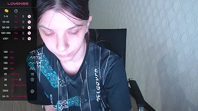 Snapshot of LisaHeart chatting on 05/01/26, 05:06 LisaHeart online show from 05/01/26, 05:06