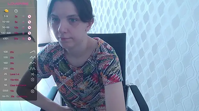 Snapshot of LisaHeart chatting on 07/20/26, 11:23 LisaHeart online show from 07/20/26, 11:23