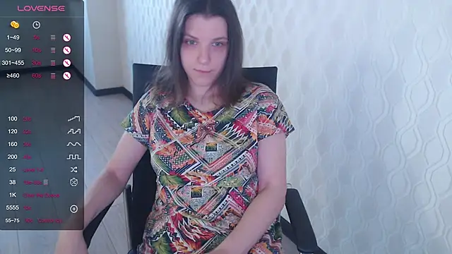 Snapshot of LisaHeart chatting on 08/03/26, 04:44 LisaHeart online show from 08/03/26, 04:44