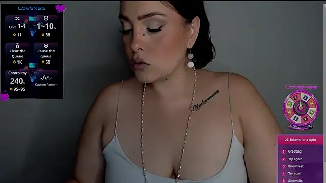 Miss Agatha online show from 12/19/24, 01:28