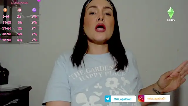 Miss Agatha online show from 11/11/25, 02:11