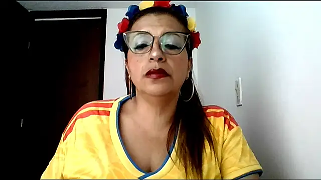 Snapshot of RossanaLionheart chatting on 06/27/26, 12:22 RossanaLionheart online show from 06/27/26, 12:22