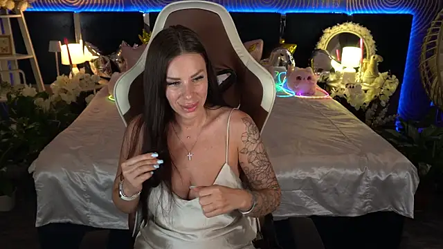 Snapshot of IsabellaFoxyy chatting on 06/12/26, 12:48 IsabellaFoxyy online show from 06/12/26, 12:48